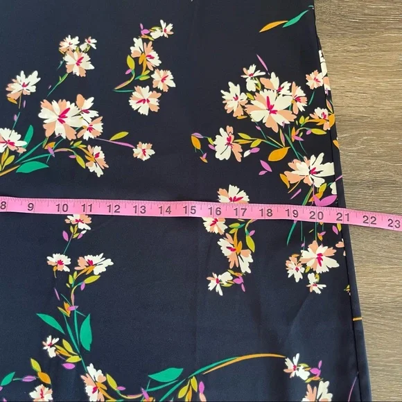 S O L D : Lulu’s Herbaceous Babe Navy Floral Print Shift Dress - Picture 12 of 14